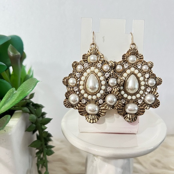 Jewelry - Indian Traditional Style Luxury Dangle Earrings